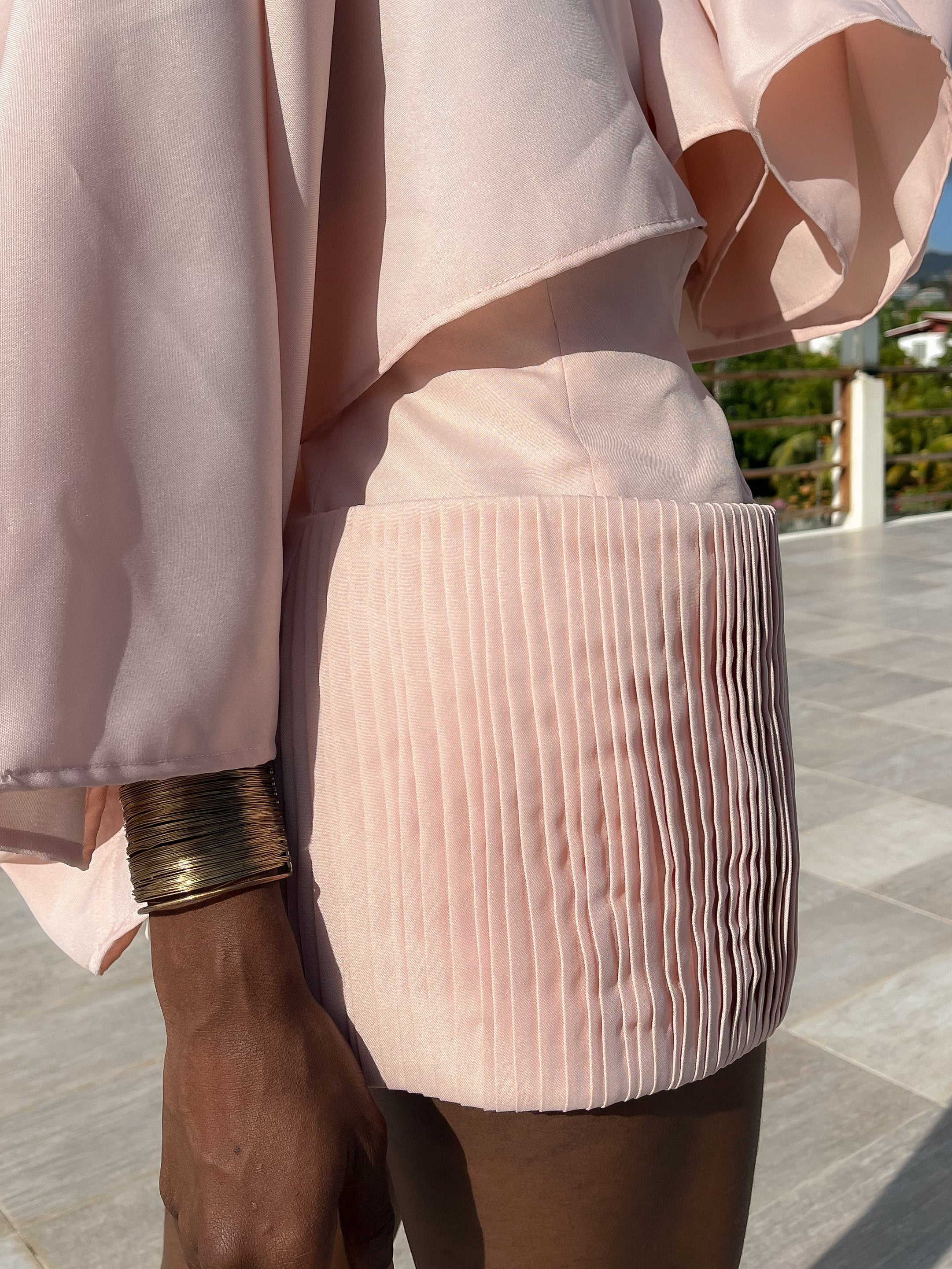 Golden Drift Pleated shorts